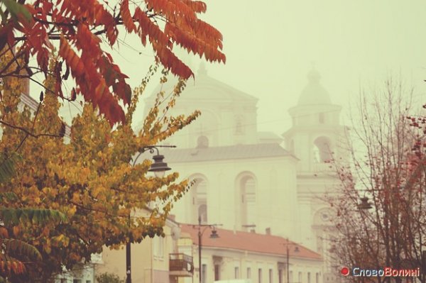 Луцьк в тумані. ФОТО